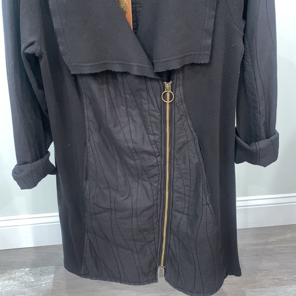 Jacket - Picture 2 of 3